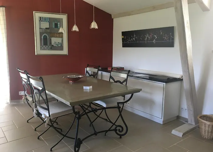 Jacques Brel 5 Etoiles Les Arques